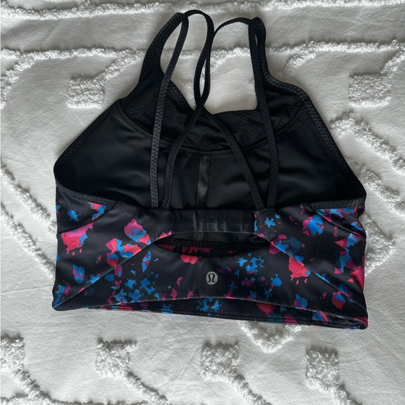 Lululemon long line bra (luxtreme) with high neck (circle mesh) - Picture 2 of 2